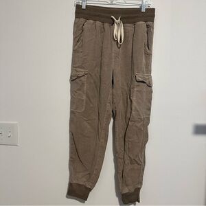 Aerie tan cargo joggers